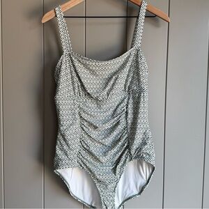 Anne Cole One-Piece Tropical Leaf Swimsuit Size 14 White Green